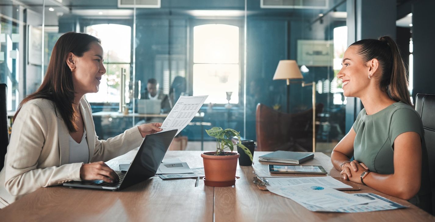 Afbeelding ter illustratie van het nieuwsbericht "Hervorming werkloosheid: infovideo's over de nieuwe reglementering" op 23-04-2026